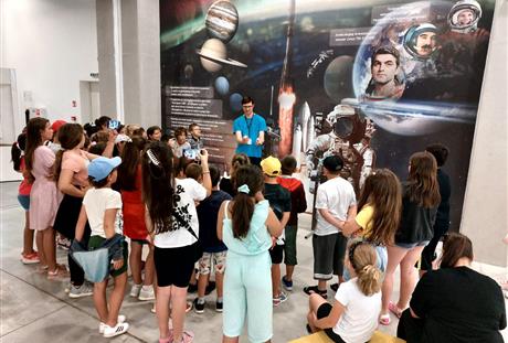 Students from 82nd Primary School &quot;Vasil Aprilov&quot; visited TechnoMagicLand.